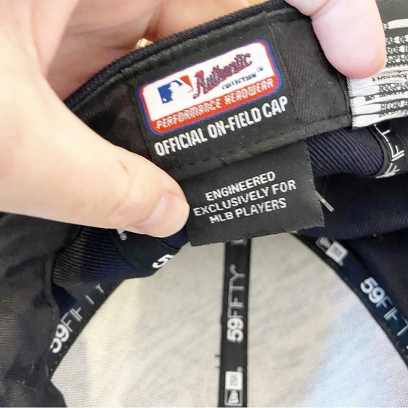 NEW ERA MENS BOSTON RED SOX 59FIFTY LOW PROFILE 4TH OF JULY 22 FITTED HAT 60.6cm - Picture 6 of 12